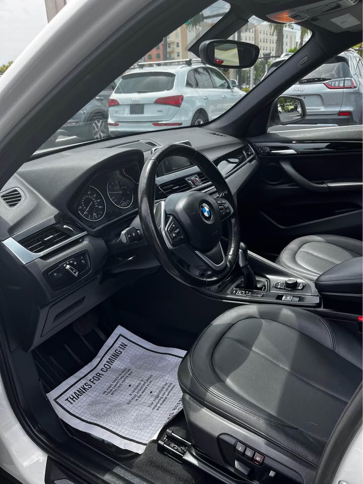 2018 BMW X1 — photo 6
