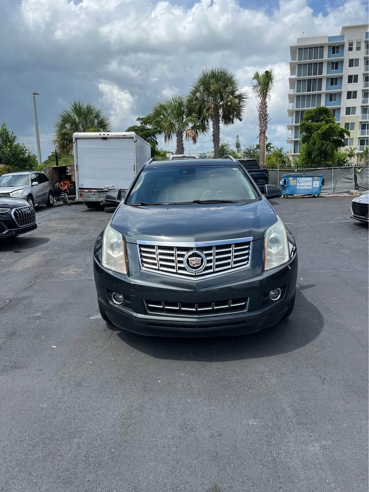 2015 Cadillac SRX — photo 2