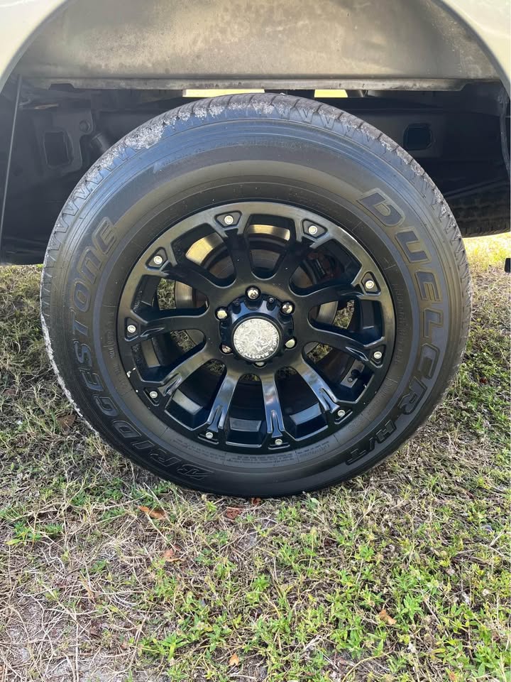 2011 Ford F-150 — photo 13