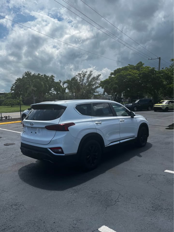 2019 Hyundai Santa Fe — photo 4