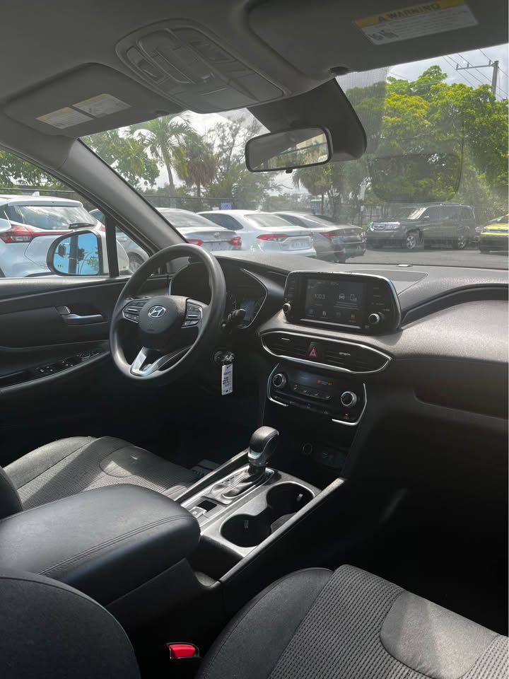 2019 Hyundai Santa Fe — photo 9