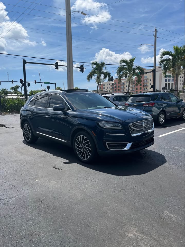 2019 Lincoln Nautilus — photo 2