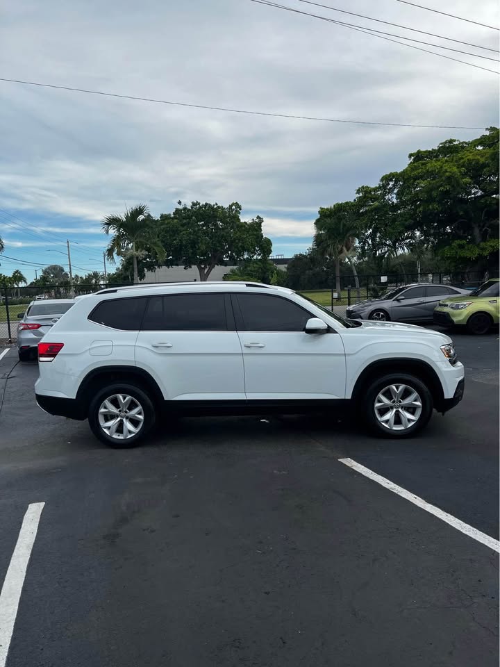 2018 Volkswagen Atlas — photo 4